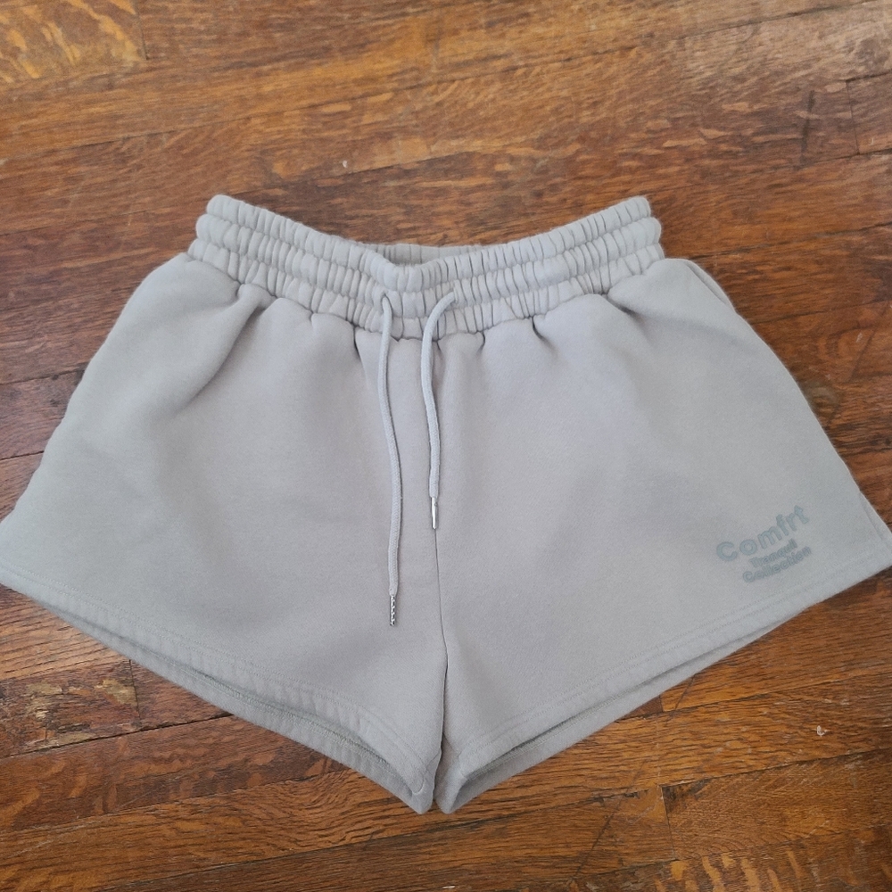 Comfrt Gray Fleece Shorts